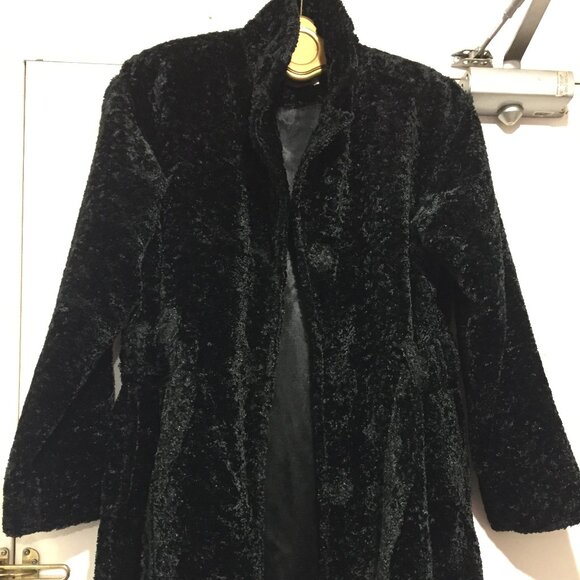 MARY APA DESIGNS TORONTO CANADA FAUX FUR COATS SIZE S/M - Picture 1 of 10